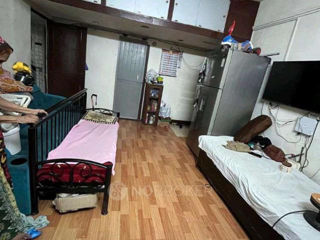 1 RK Flat In The Heritage Building for Rent In Andheri East