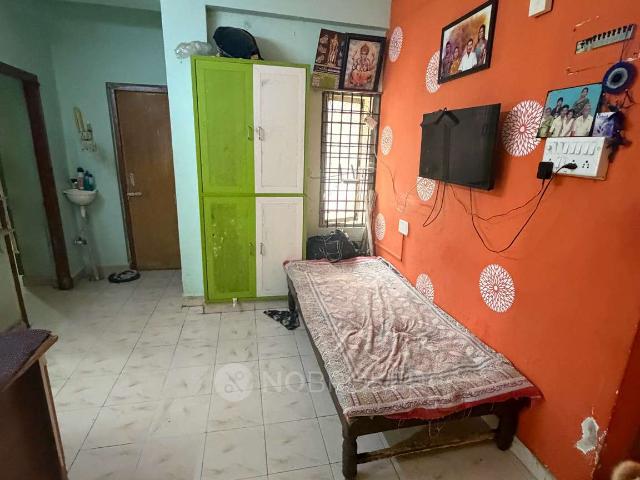 1 BHK Flat In Thiruvalluvar Apartments, Ayappakkam for Rent