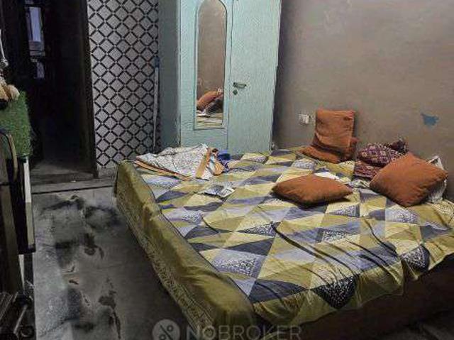 1 BHK Flat In Uttam Nagar West Main Market for Rent In Uttam Nagar