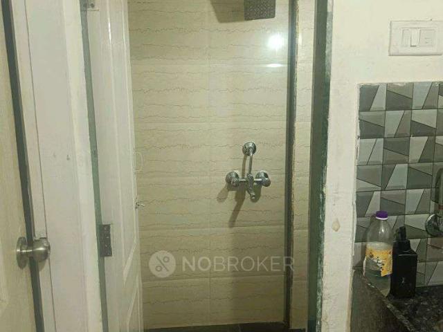 1 BHK Flat In Vijay Apartment, Andheri West for Rent In Amb