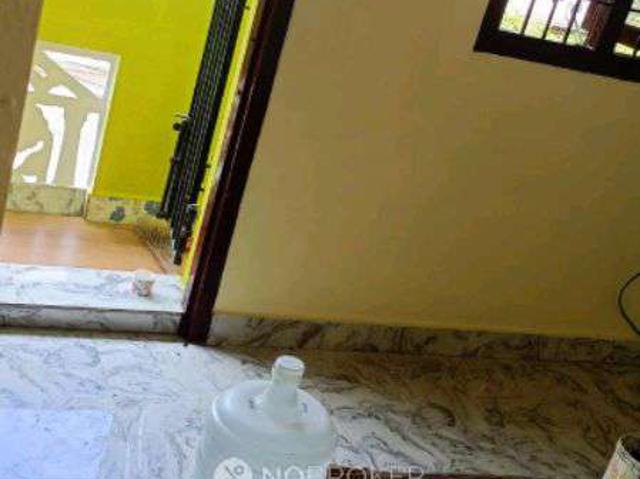 1 BHK Flat In Vs Complex for Rent In Madipakkam