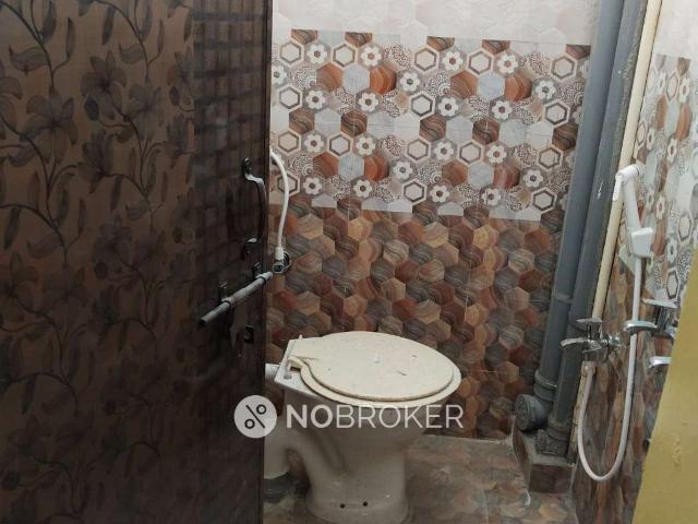 1 BHK Flat In Zehra Enclave for Rent In Banjara Hills
