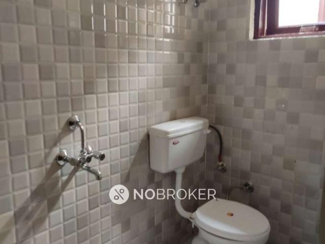 1 BHK Flat In 111 Maid for Rent In Chhatarpur