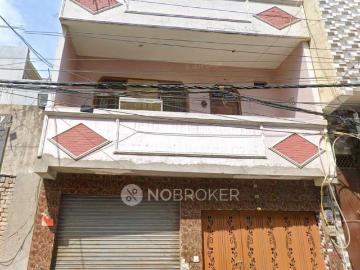 1 BHK House For Sale In D833, Block G, Old Mustafabad, New