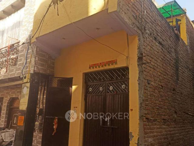 1 BHK House For Sale In Kirari Suleman Nagar