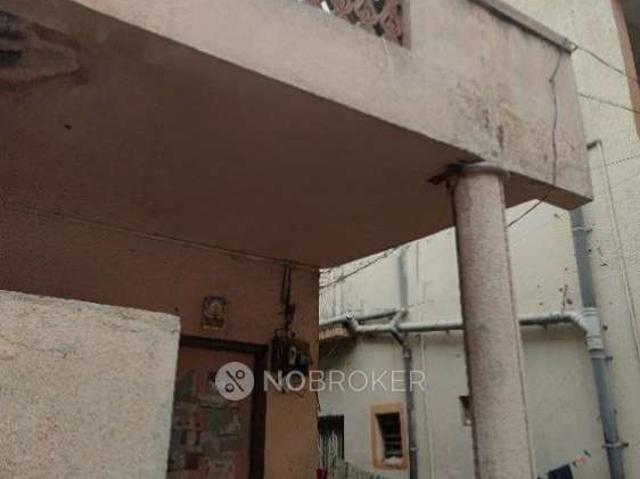 1 BHK House For Sale In Laxmi Nagar