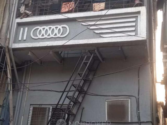 1 BHK House For Sale In Santacruz East