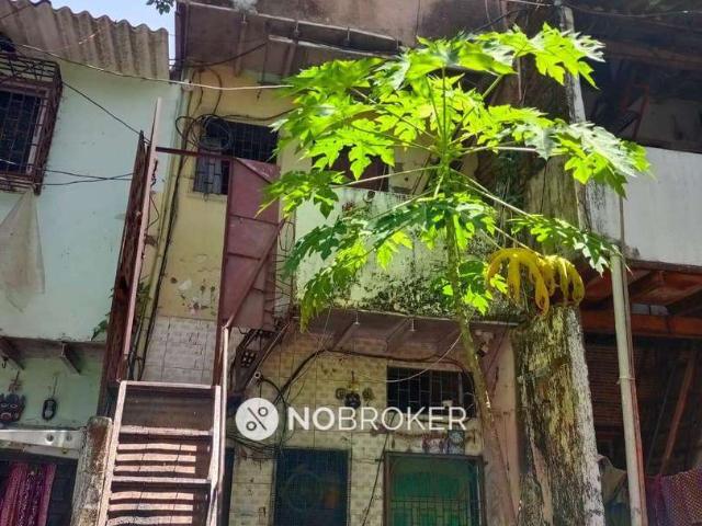 1 BHK House For Sale In Sion Dharavi Road