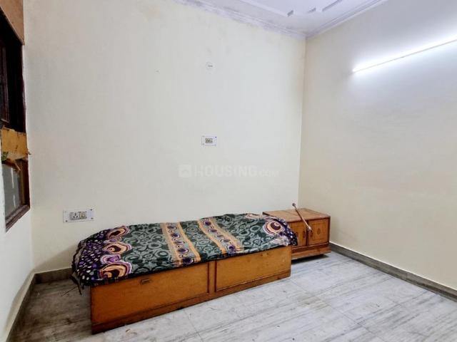 1 BHK Independent Builder Floor in Mukherjee Nagar for rent New Delhi. The reference number is 20406996