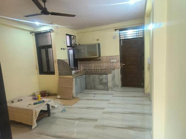 1 BHK Independent Builder Floor in Mahavir Enclave for rent New Delhi. The reference number is 20870189