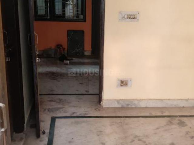 1 BHK Independent Builder Floor in Mahavir Enclave for rent New Delhi. The reference number is 21156385