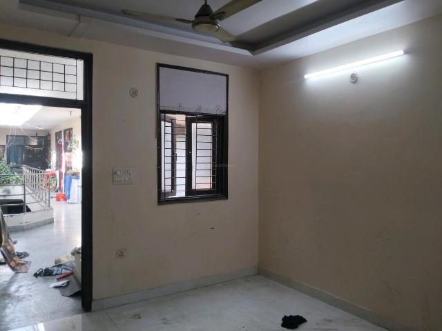 1 BHK Independent Builder Floor in Mayur Vihar Phase 1 for rent New Delhi. The reference number is 19030531