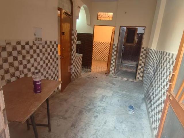 1 BHK Independent Builder Floor in Mayur Vihar Phase 1 for rent New Delhi. The reference number is 19449863