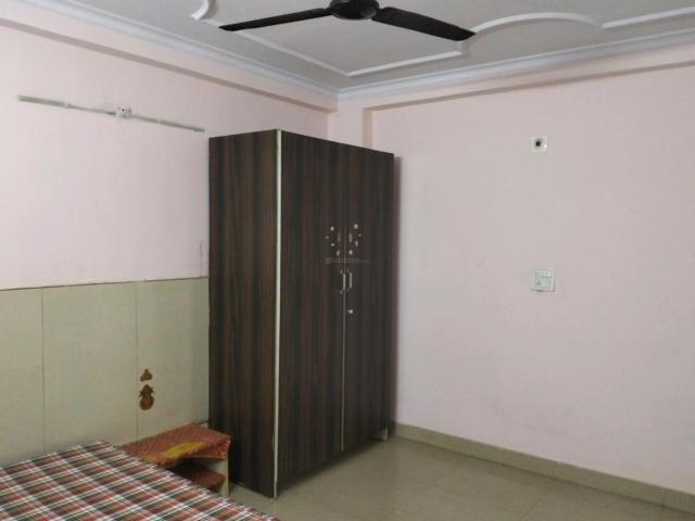 1 BHK Independent Builder Floor in Mayur Vihar Phase 1 for rent New Delhi. The reference number is 19699704