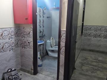 1 BHK Independent Builder Floor in Mayur Vihar Phase 1 for rent New Delhi. The reference number is 19933084