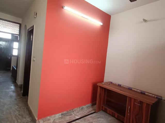 1 BHK Independent Builder Floor in Mayur Vihar Phase 1 for rent New Delhi. The reference number is 13639791