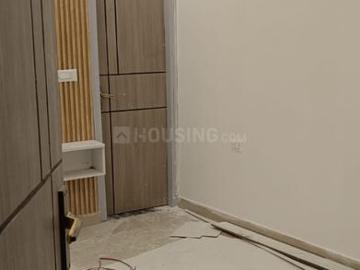 1 BHK Independent Builder Floor in Mayur Vihar Phase 1 for rent New Delhi. The reference number is 20116129