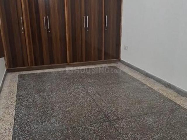 1 BHK Independent Builder Floor in Mayur Vihar Phase 1 for rent New Delhi. The reference number is 20196080