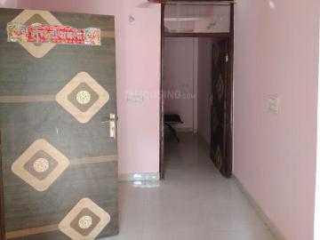 1 BHK Independent Builder Floor in Mayur Vihar Phase 1 for rent New Delhi. The reference number is 20222377