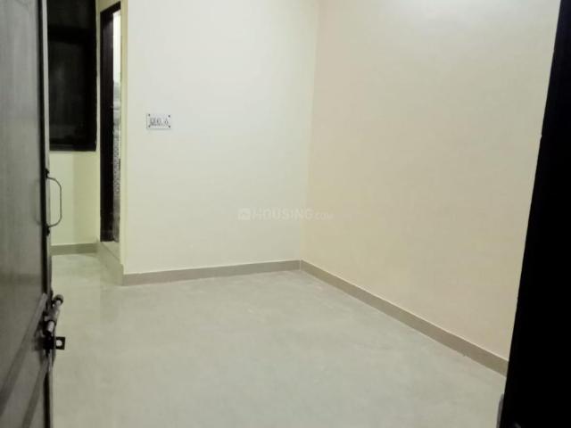 1 BHK Independent Builder Floor in Mayur Vihar Phase 1 for rent New Delhi. The reference number is 20480660