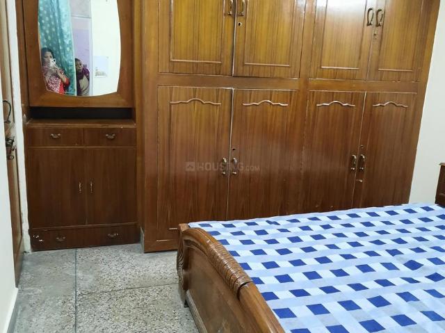 1 BHK Independent Builder Floor in Mayur Vihar Phase 1 for rent New Delhi. The reference number is 20551661