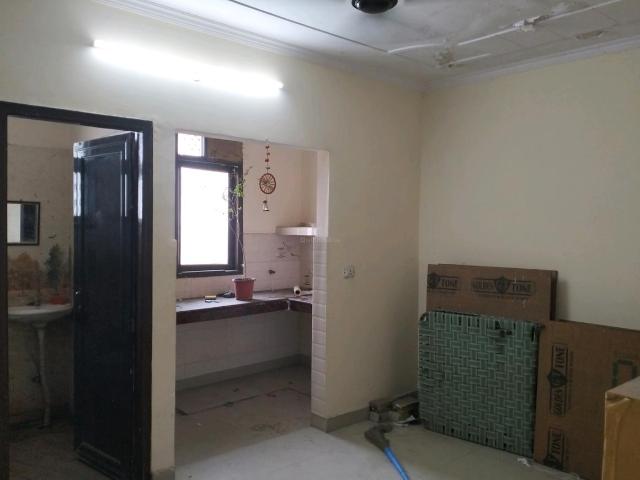 1 BHK Independent Builder Floor in Mayur Vihar Phase 1 for rent New Delhi. The reference number is 20606222
