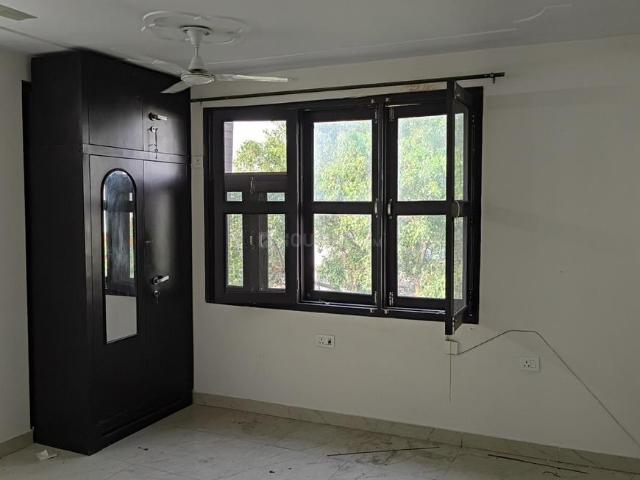 1 BHK Independent Builder Floor in Mayur Vihar Phase 1 for rent New Delhi. The reference number is 20704778