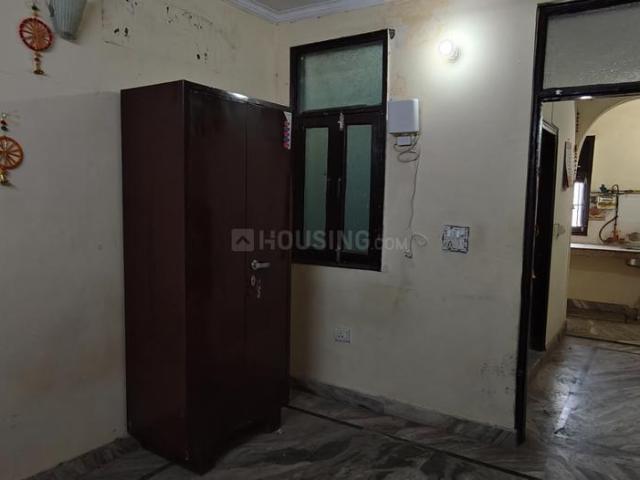 1 BHK Independent Builder Floor in Mayur Vihar Phase 1 for rent New Delhi. The reference number is 20731293