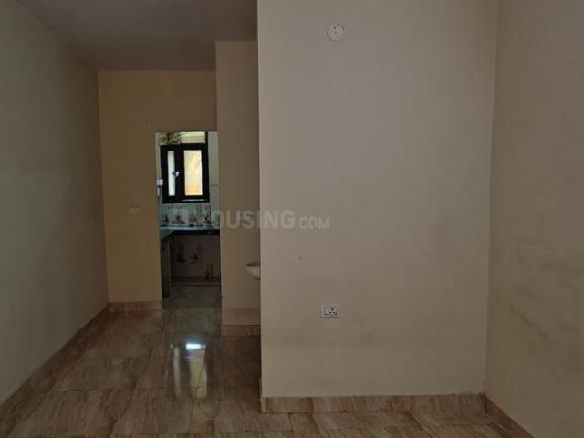1 BHK Independent Builder Floor in Mayur Vihar Phase 1 for rent New Delhi. The reference number is 20774299