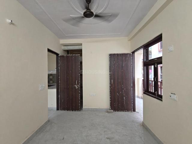 1 BHK Independent Builder Floor in Mayur Vihar Phase 1 for rent New Delhi. The reference number is 20917478