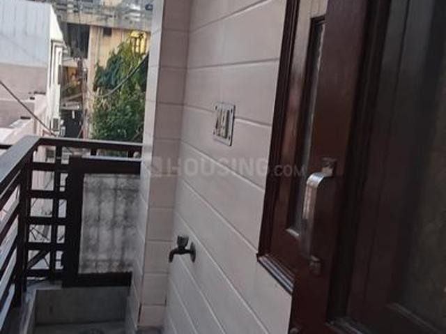 1 BHK Independent Builder Floor in Mayur Vihar Phase 1 for rent New Delhi. The reference number is 21260999