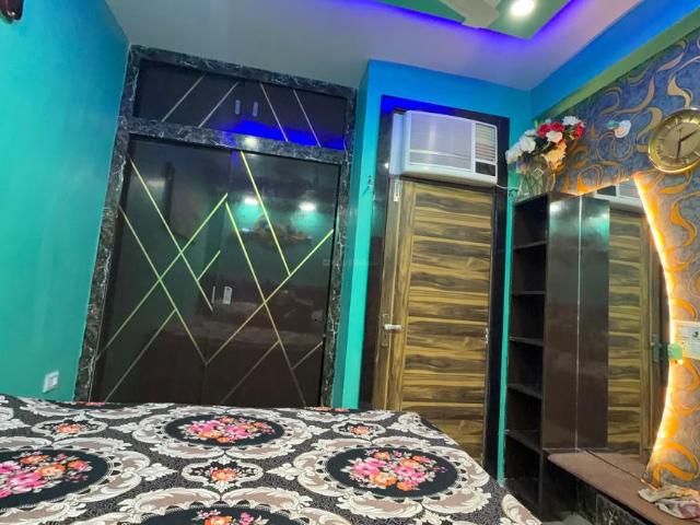 1 BHK Independent Builder Floor in Mayur Vihar Phase 1 for rent New Delhi. The reference number is 21356046
