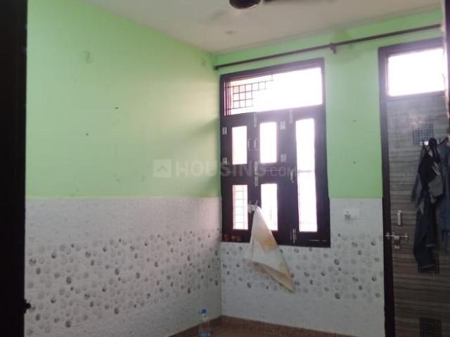 1 BHK Independent Builder Floor in Nawada for rent New Delhi. The reference number is 19311641