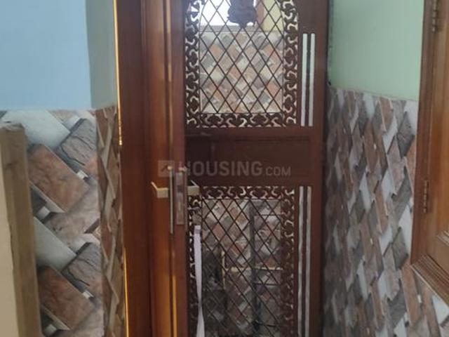 1 BHK Independent Builder Floor in Navjeevan Vihar for rent New Delhi. The reference number is 20038568