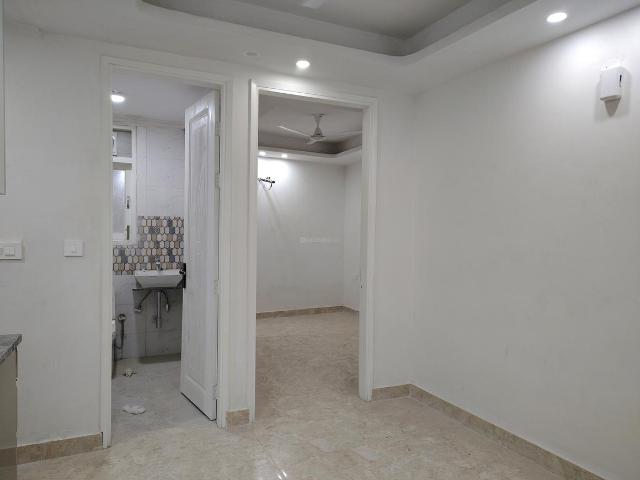 1 BHK Independent Builder Floor in Neb Sarai for rent New Delhi. The reference number is 19353255