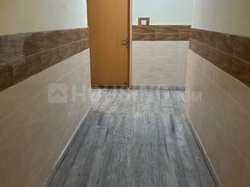 Flat for sale in Mayur County