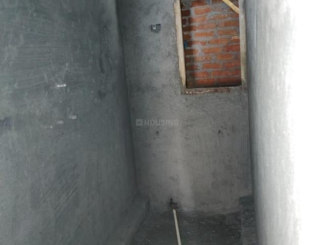 1 BHK Independent Builder Floor in New Ashok Nagar for resale New Delhi. The reference number is 20868360