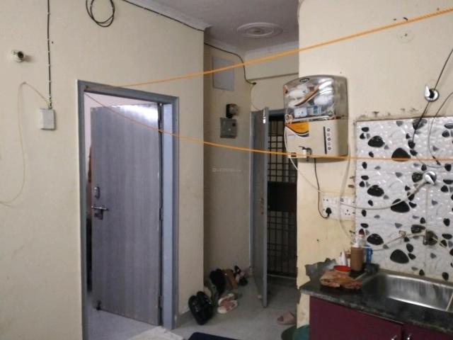 1 BHK Independent Builder Floor in New Ashok Nagar for resale New Delhi. The reference number is 21348277