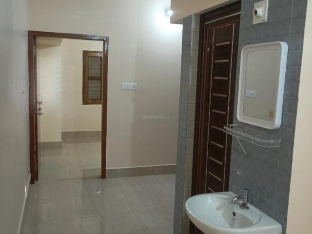 1 BHK Independent Builder Floor in Old Town for rent Bhubaneswar. The reference number is 10794656