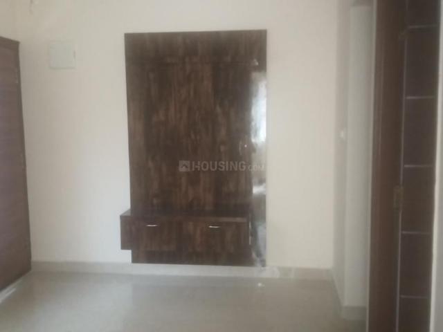 1 BHK Independent Builder Floor in Adugodi for rent Bengaluru. The reference number is 21127330
