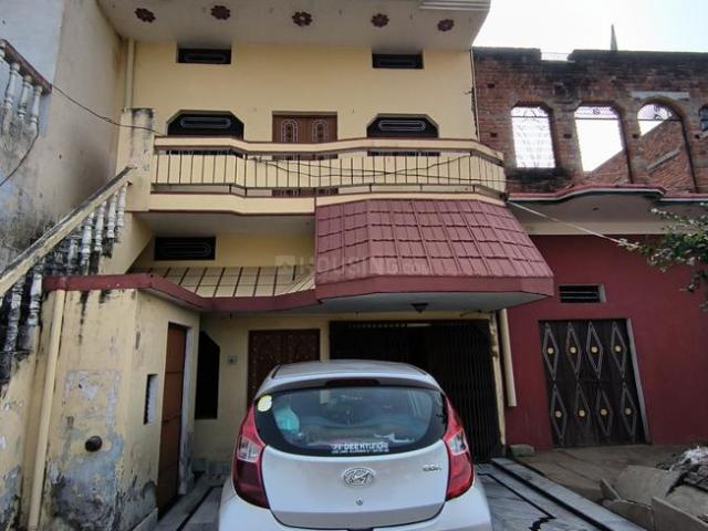 1 BHK Independent Builder Floor in Bari Basahi for rent Mirzapur. The reference number is 17444218