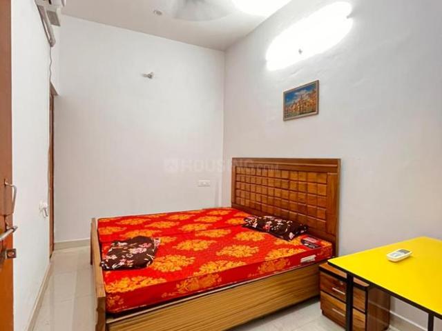 1 BHK Independent Builder Floor in Bhagwanpur for rent Varanasi. The reference number is 20515430