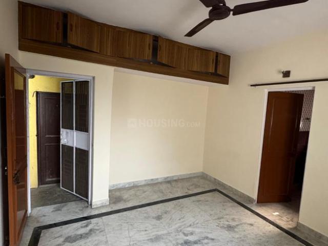 1 BHK Independent Builder Floor in Chittaranjan Park for rent New Delhi. The reference number is 11046396