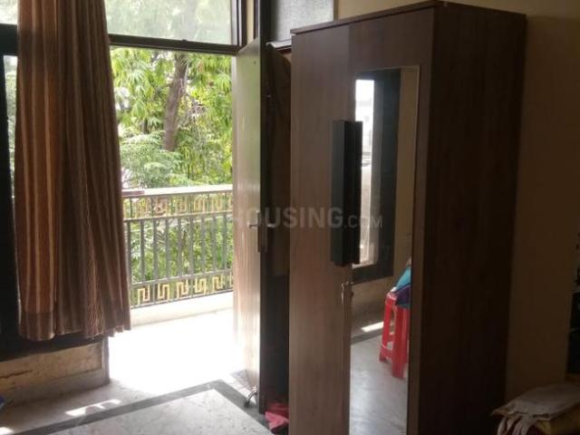 1 BHK Independent Builder Floor in Chittaranjan Park for rent New Delhi. The reference number is 11064610