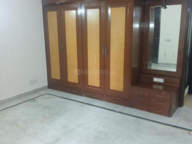 1 BHK Independent Builder Floor in Chittaranjan Park for rent New Delhi. The reference number is 21266240
