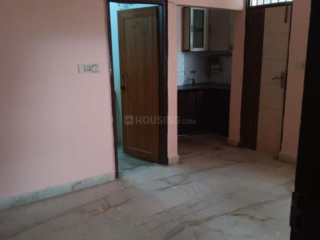 1 BHK Independent Builder Floor in Dwarka Mor for rent New Delhi. The reference number is 17947930