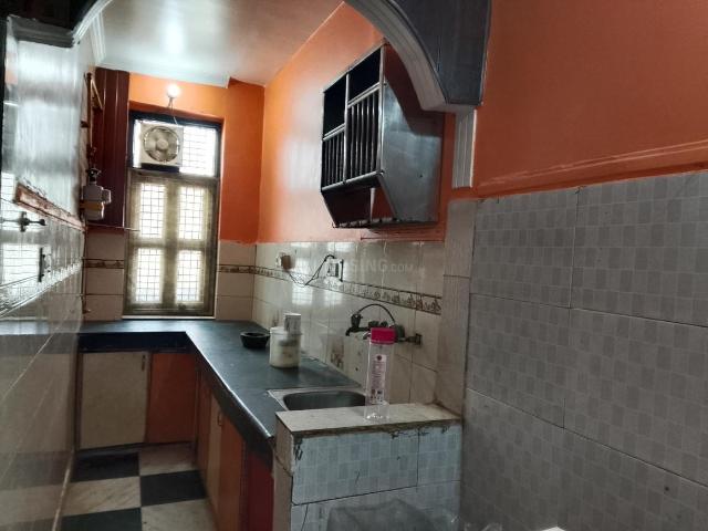 1 BHK Independent Builder Floor in Dwarka Mor for rent New Delhi. The reference number is 18845129