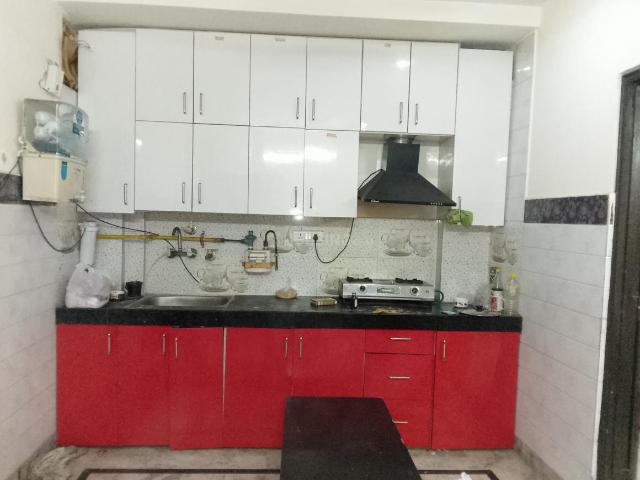 1 BHK Independent Builder Floor in Dwarka Mor for rent New Delhi. The reference number is 19168988