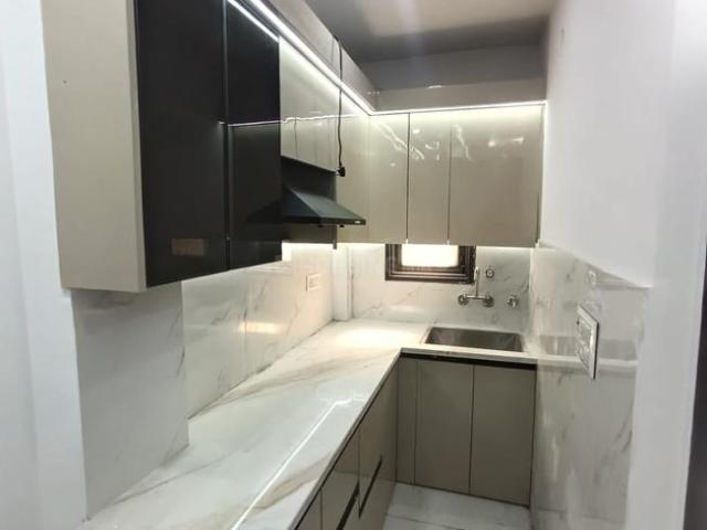 1 BHK Independent Builder Floor in Dwarka Mor for rent New Delhi. The reference number is 19445945