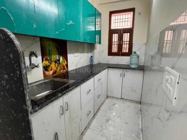 1 BHK Independent Builder Floor in Dwarka Mor for rent New Delhi. The reference number is 20778645